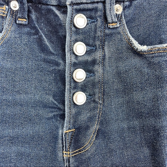GOOD AMERICAN Good Waist Exposed Button Skinny Jeans - Picture 4 of 8
